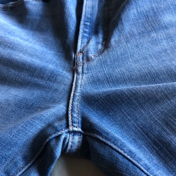 Levi’s jeans! - Picture 4 of 6